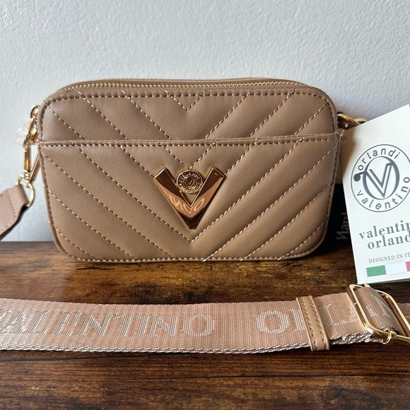 Valentino Orlandi Handbags - Valentino Orlandi Beige Quilted Crossbody Bag Dual Compartment NWT